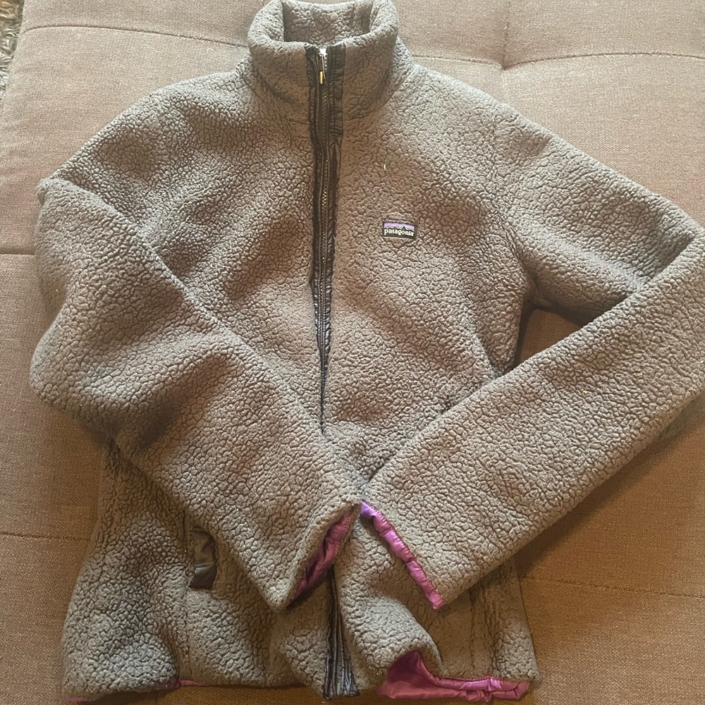 Patagonia zip up coat